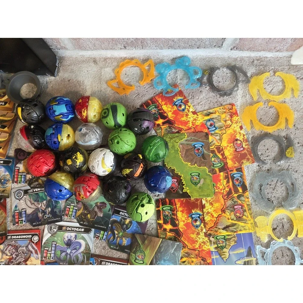 Bakugan Battle Brawlers Lot HUGE COLLECTION Cards Figures Special Attack
